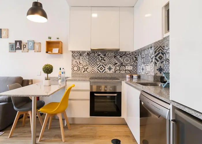 Stop & Relax - Free Parking