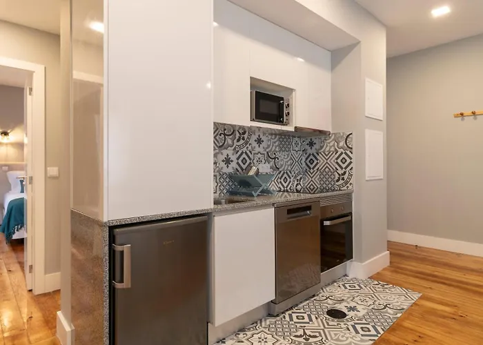 Stop & Relax - Free Parking Apartment *